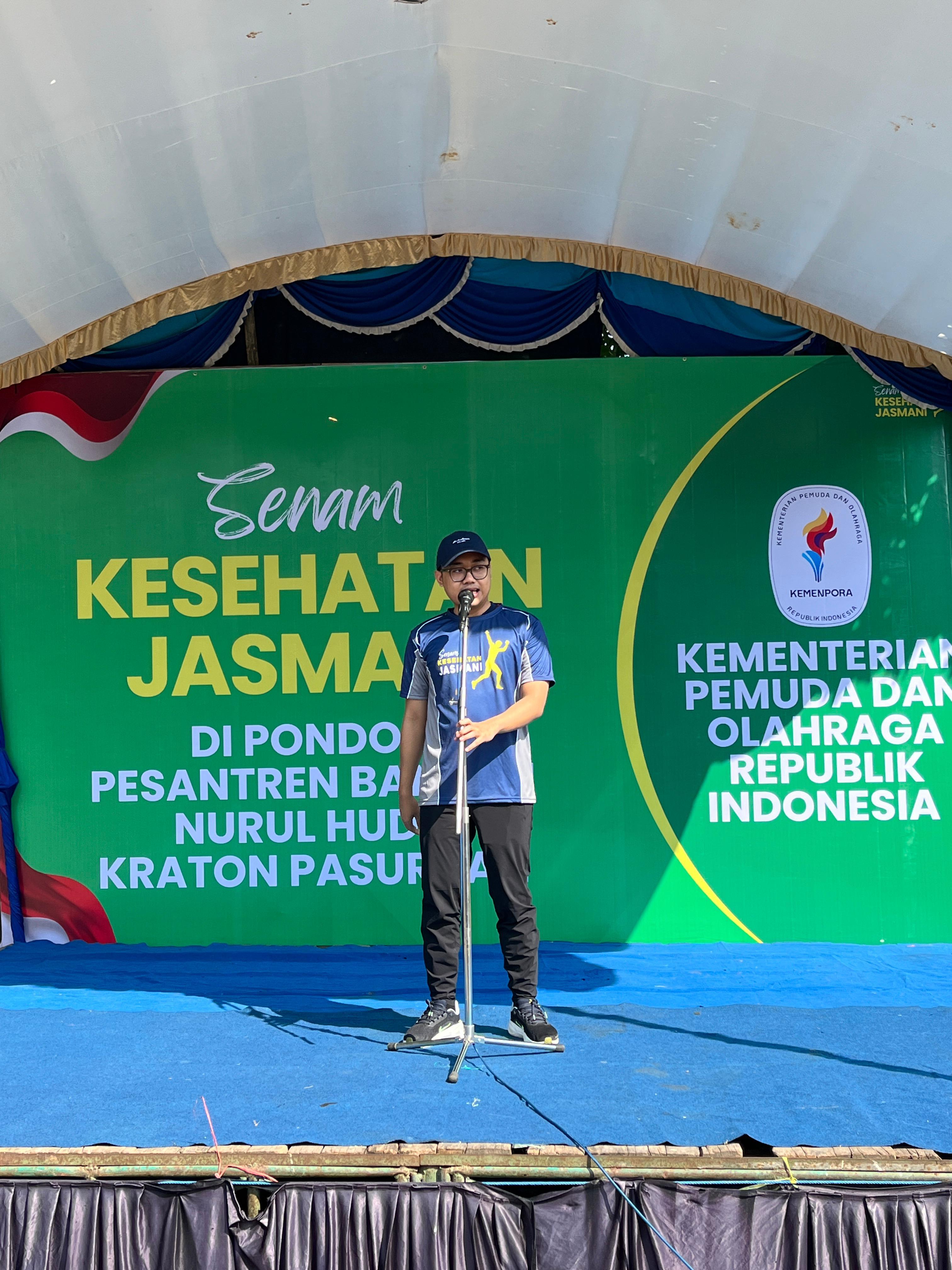 Dorong Budaya Hidup Sehat Santri, Gus Hilman Gandeng Kemenpora Gelar Senam Kesehatan Jasmani di Pondok Pesantren Banat II Nurul Huda